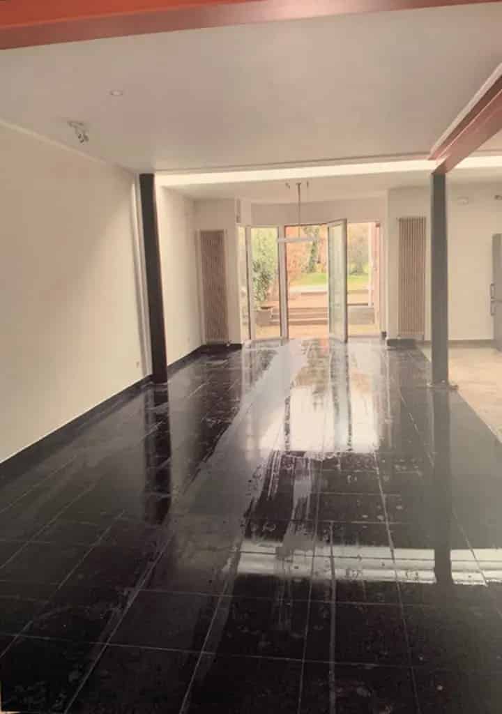 immo DAVID stelt voor: ruime gerenoveerde 2-gevelwoning