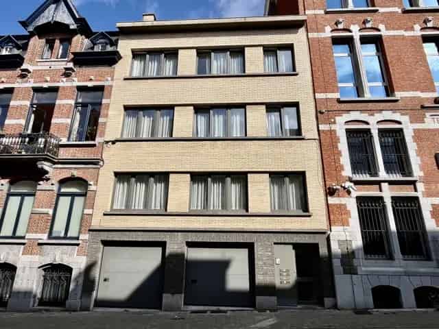 Appartement  te Schaerbeek 