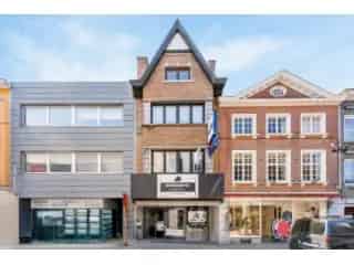 Handelsfonds Tielt: Winkelruimte Woonhuis