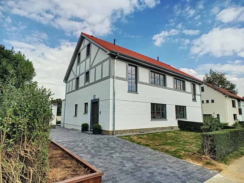 Huis te koop Anglo Normandische stijl 180m2 tuin garage