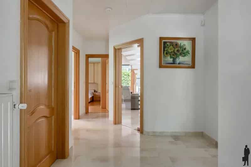 Degelijke woning te Hoogboom!