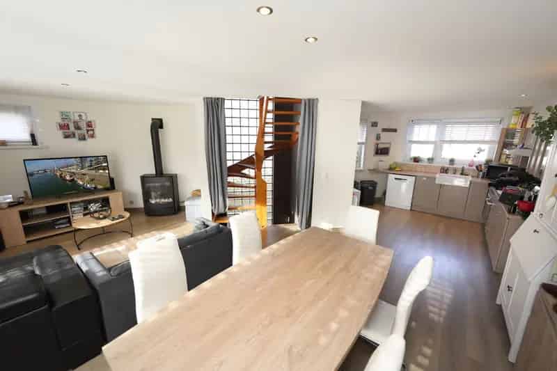 Woning op uitstekende locatie!