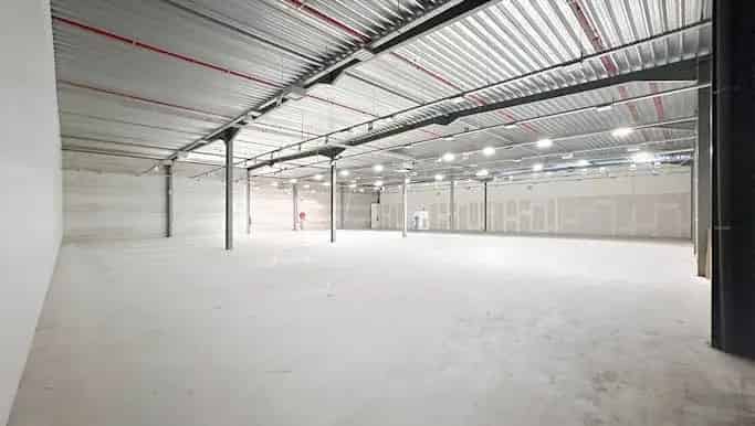 Magazijn te huur in Torhoutsesteenweg 676, Oostende - Dewaele