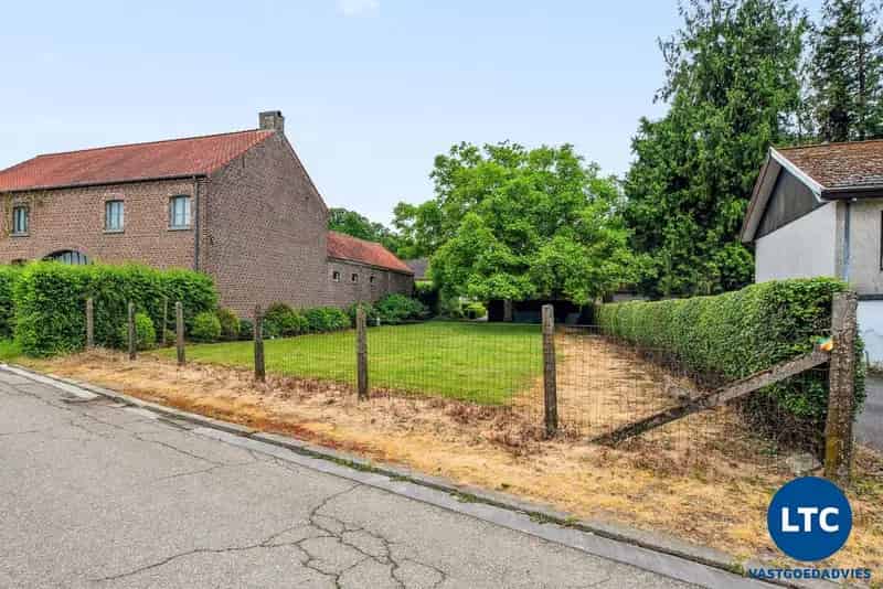 Te koop - Grond - Hoegaarden