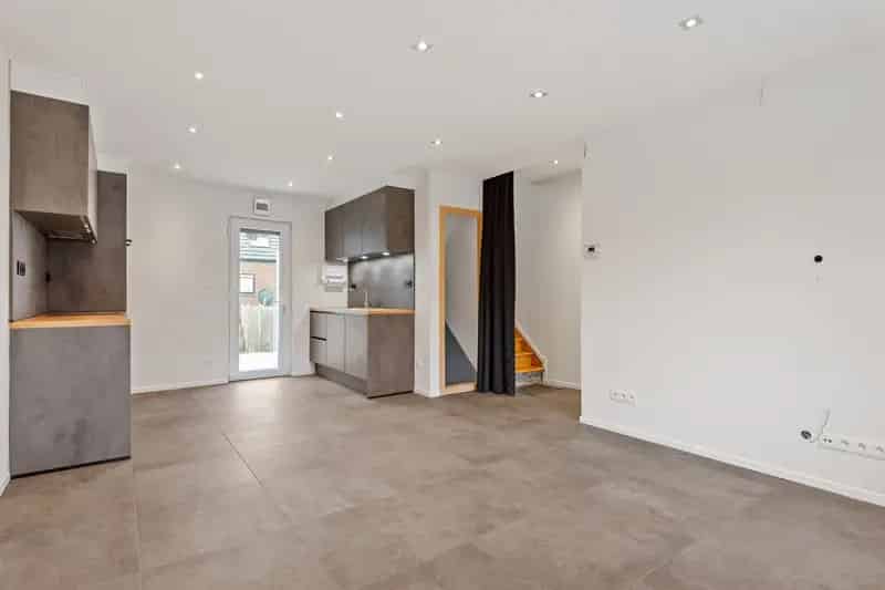 Gezellige gerenoveerde woning in Kruibeke.