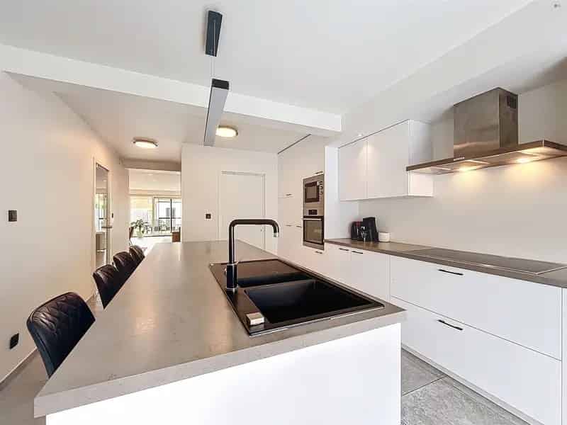 Instapklare energiezuinige woning met 4 slp in Sint-Gillis-Waas