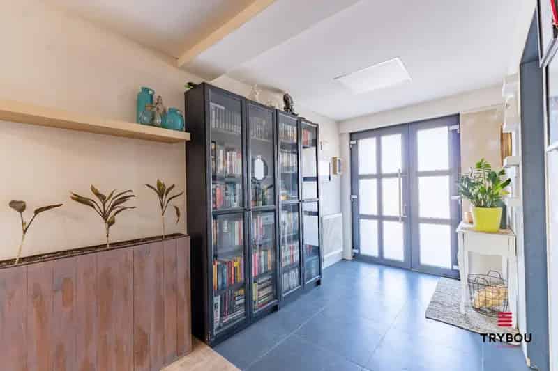 Instapklare woning met 2 slaapkamers, garage en tuin