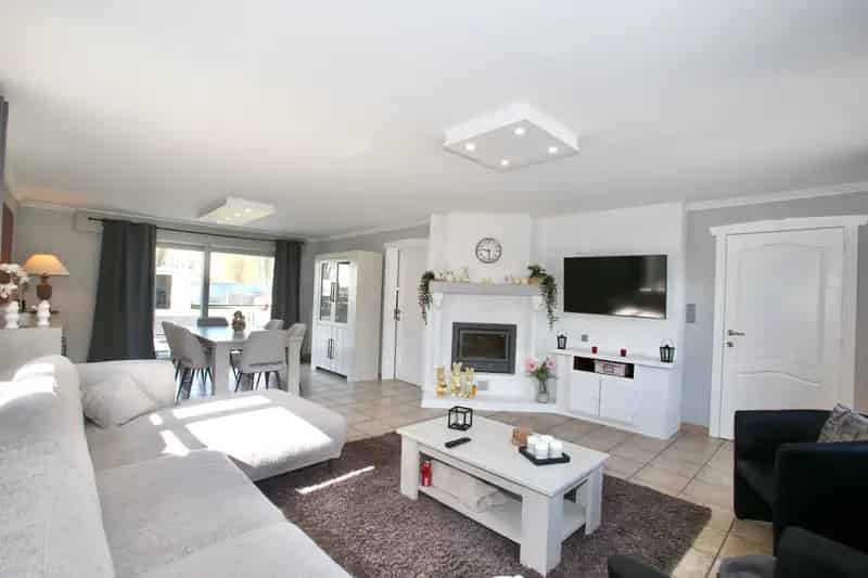 Huis te koop