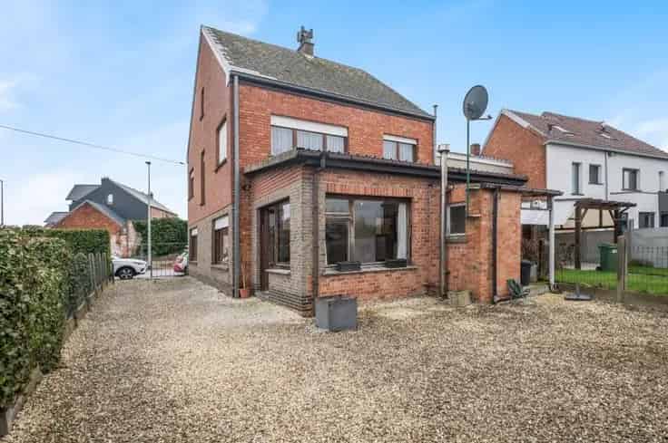 Huis Te Koop Veel Potentieel Rustige Locatie