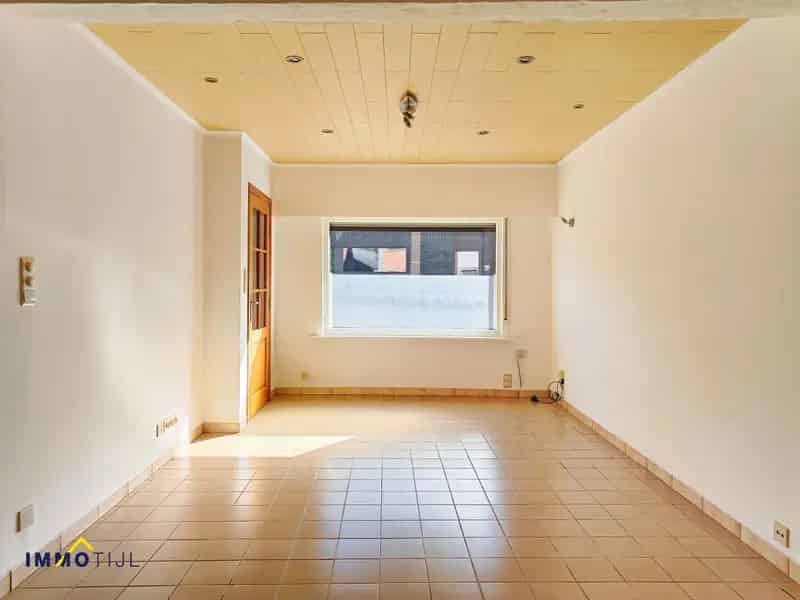 Rustig gelegen twee slaapkamer woning met ruime garage.