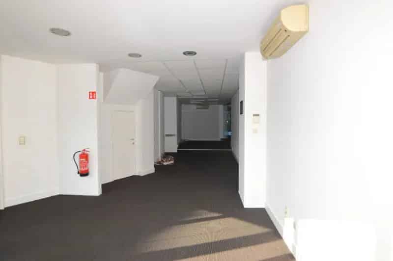 Kantoor en appartement te koop in Kontich (Antwerpen)