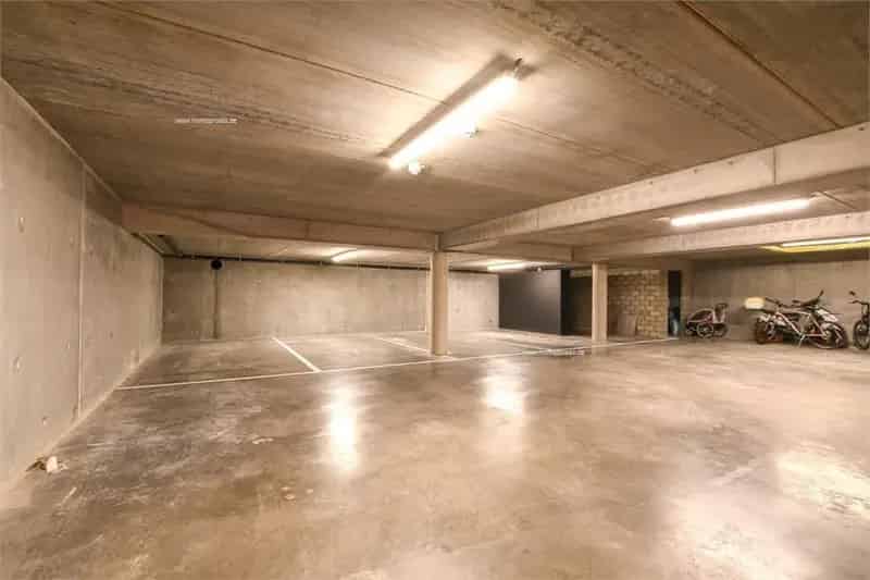 Nieuwbouw parking te koop in De Haan