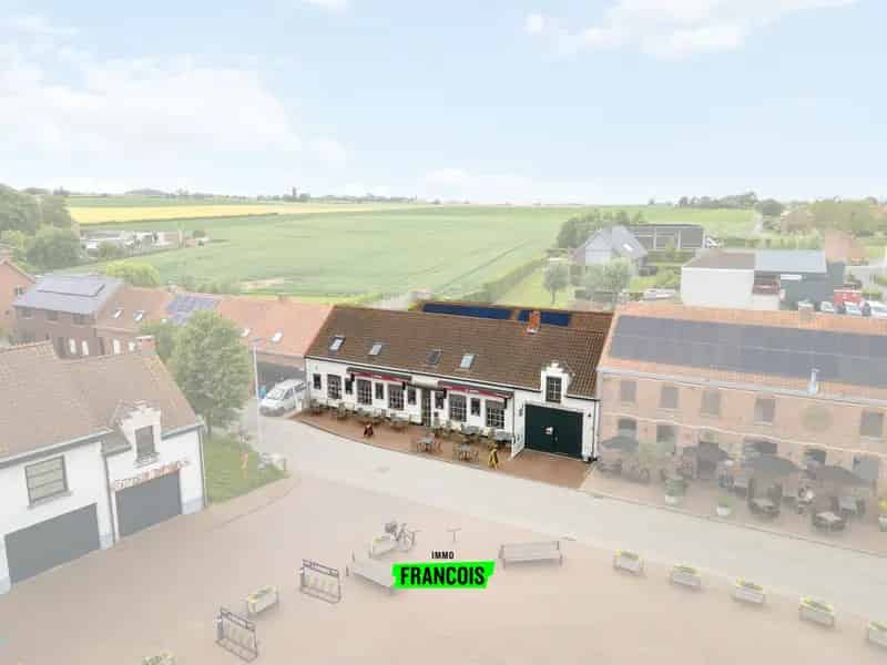 Café-brasserie, woonst én vakantiewoning te koop in Westouter!