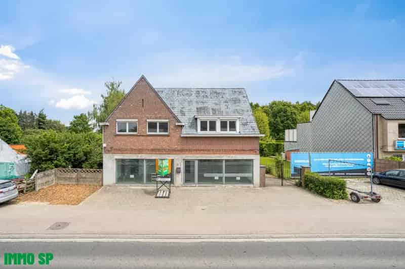 Huis te koop Grobbendonk: Ruime woning met handelspand en atelier
