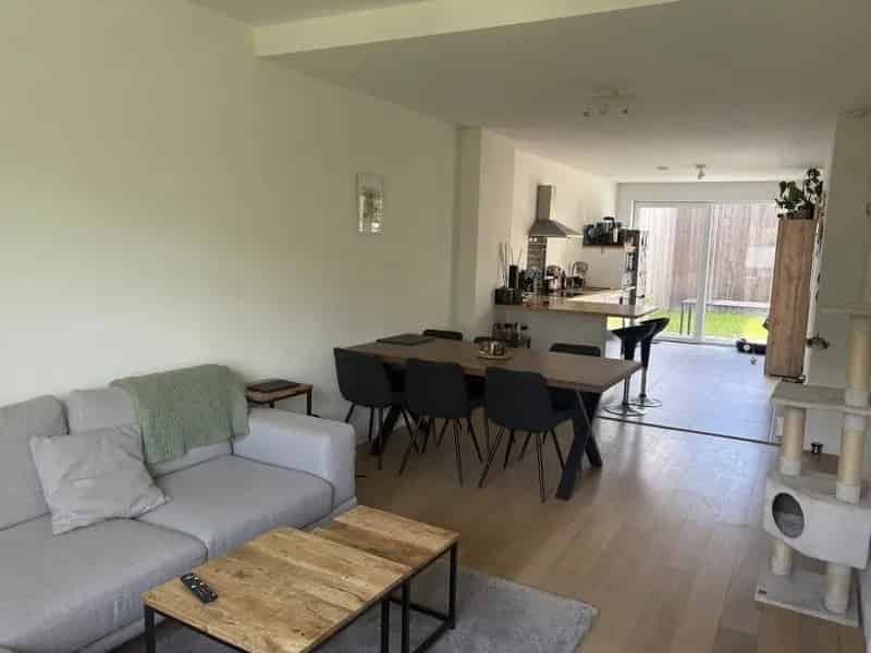 Huis te huur Gent: 3 slaapkamers, terras en tuin