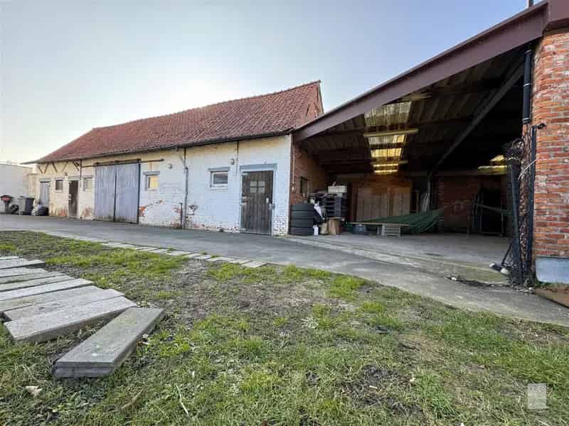 Mooi perceel met vrijstaande woning en groot potentieel!