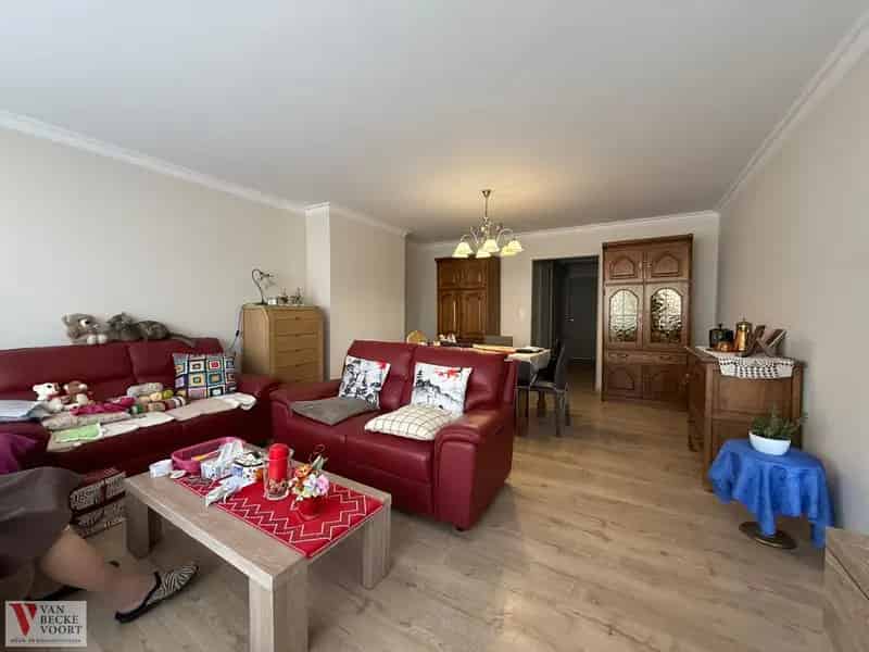 Vernieuwd appartement aan het Mijnplein