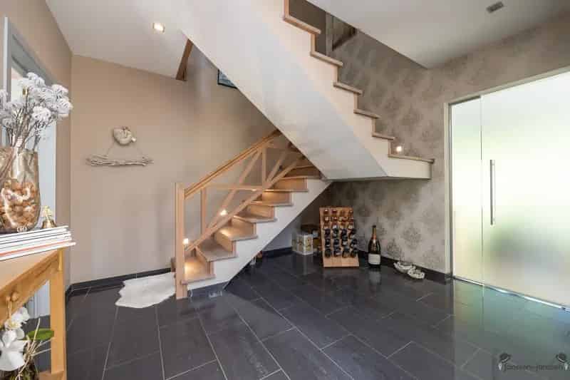 Ontdek deze prachtige villa met zwembad te Tremelo.