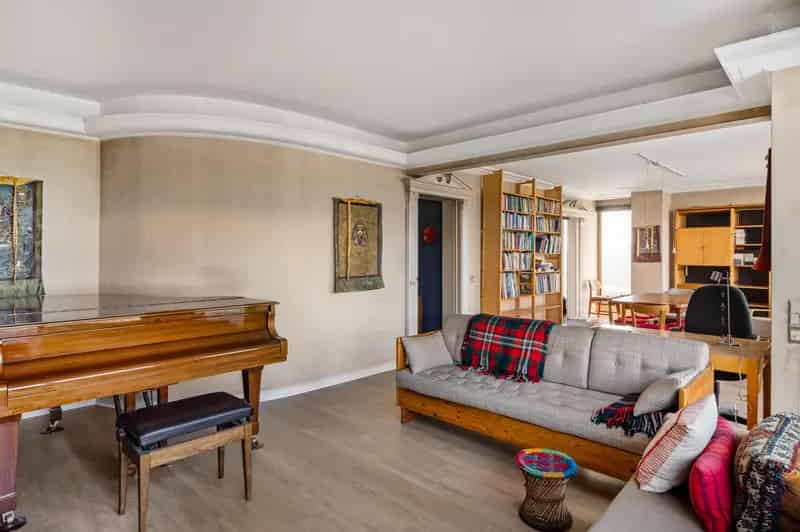 Dakappartement te huur met ruim terras en garage