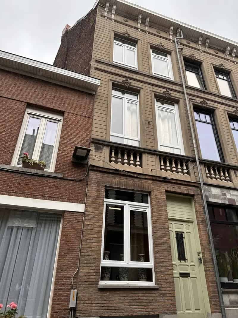Huis te huur Geraardsbergen: Ruime woning met 3 slaapkamers en koertje