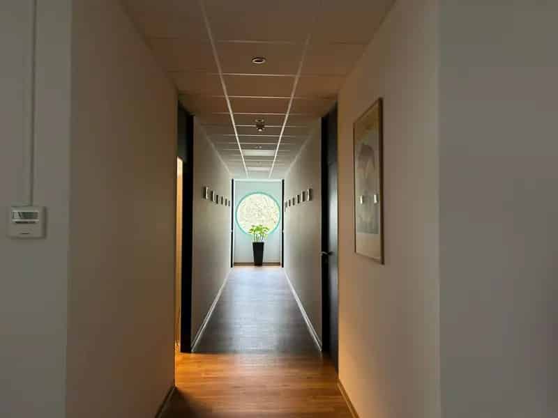 Strategisch gelegen kantoorgebouw - Wapenstilstandlaan 47 8498169
