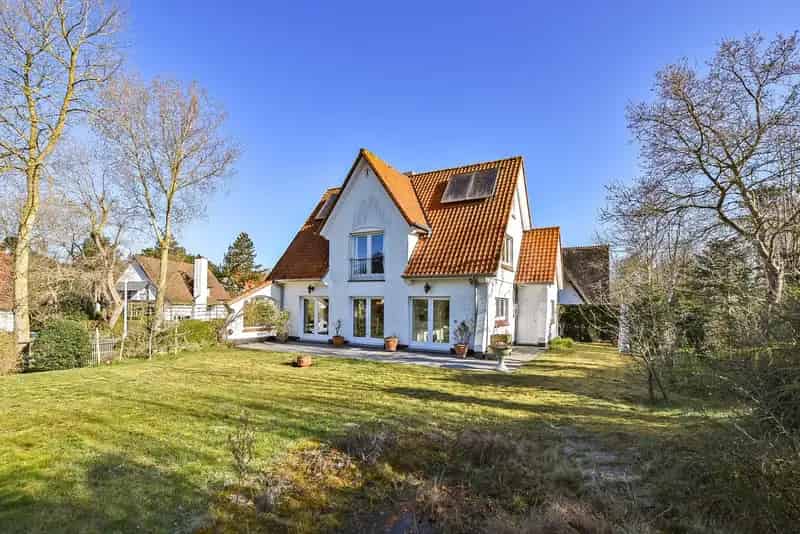 Karaktervolle Villa in de Simli-wijk te Nieuwpoort op 717 m²– unieke kans!