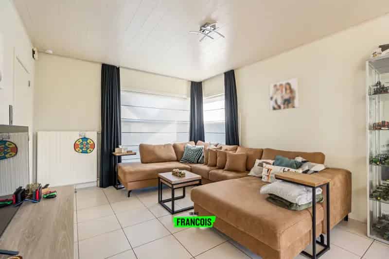 Instapklare woning met 3 slaapkamers en aparte werkplaats op centrale ligging in Beerst (Diksmuide)