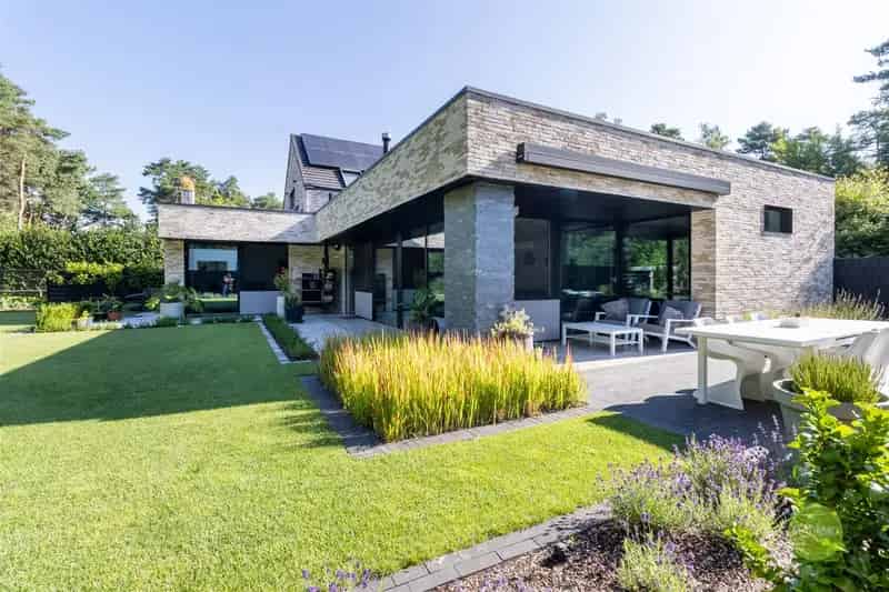Unieke energiezuinige villa met prachtig zicht in Mol-Wezel