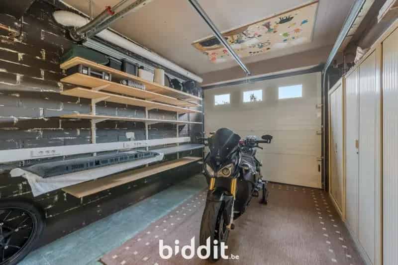 Moderne ruime woning met tuin  te Sint-Niklaas