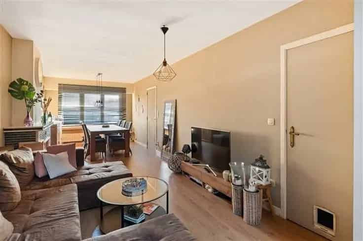 Huis Te Koop Terhagen: Gezinswoning 3 slaapkamers Tuin Garage