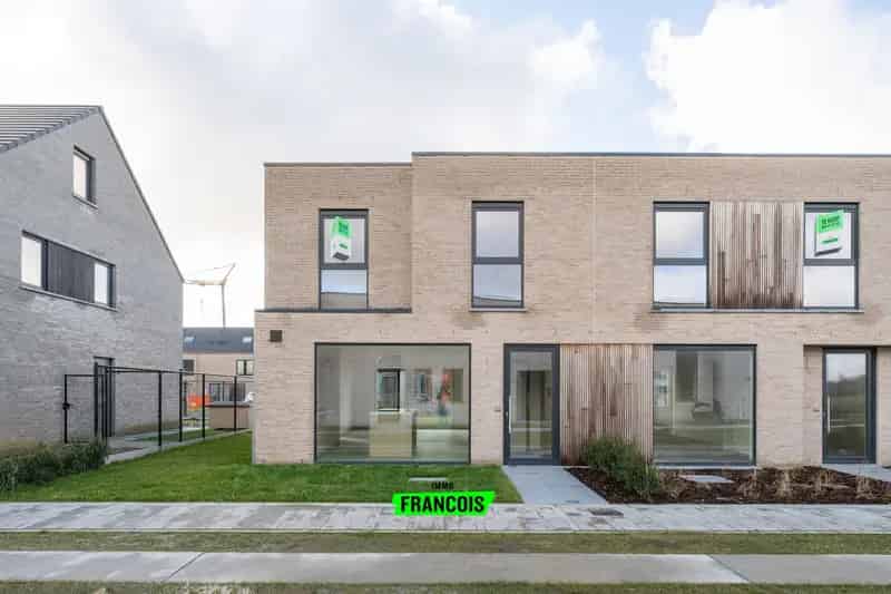Zeer energiezuinige nieuwbouwwoningen met 3 slaapkamers te Roeselare