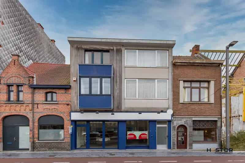 Handelshuis met appartement op uiterst interessante locatie