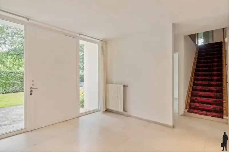Vrijstaande B-label villa in 't Vriesdonk op 1.893 m²