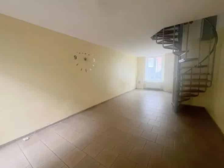Huis Te Koop Instapklare woning 4 slaapkamers tuin