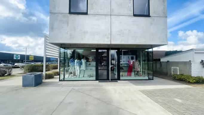 Handelspand te huur in Zelebaan 15, Lokeren - Dewaele