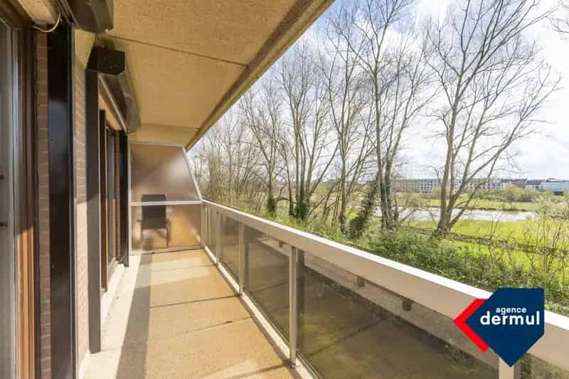 Te koop 2 slaapkamers Oostende Troonstraat 38