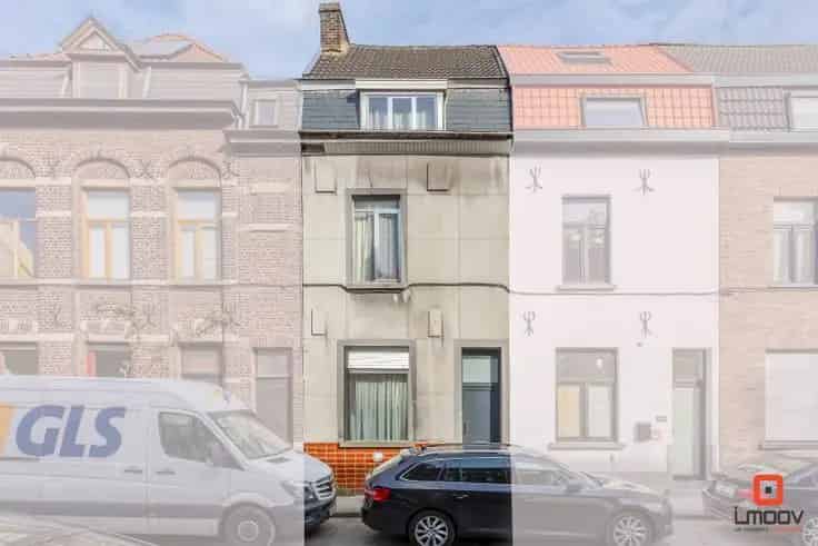 Te Koop: Ruime Rijwoning 4 slaapkamers Sint-Amandsberg