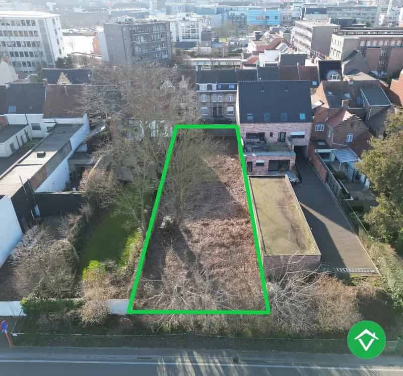 Uniek perceel bouwgrond van 650 m² in centrum Roeselare!