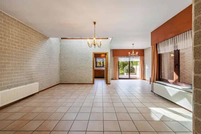 Instapklare gezinswoning met 3 slaapkamers en zonnige tuin