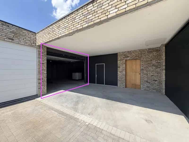 Garagebox te Huur 150m2 Izegem Opslagruimte