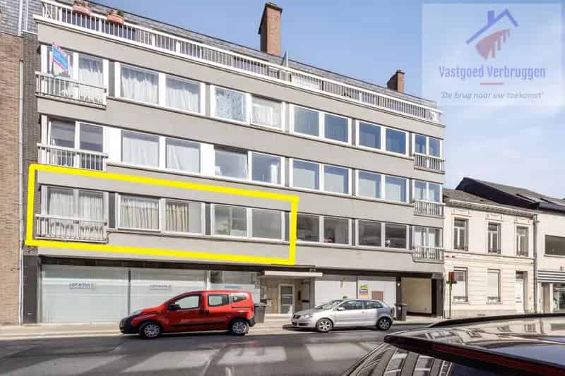Ruim 3 Slaapkamer Appartement te Huur Centrum Aalst