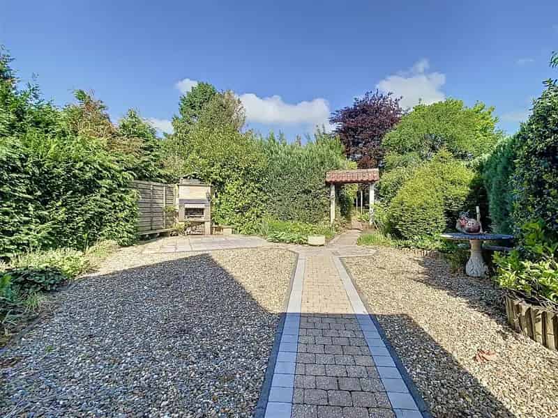 Charmante woning, 3 slpks, garage, weides, 1h 23a 72ca