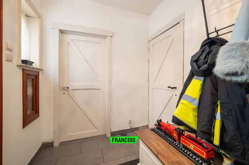 Statige Villa te Koop in Gits met Renovatiepotentieel