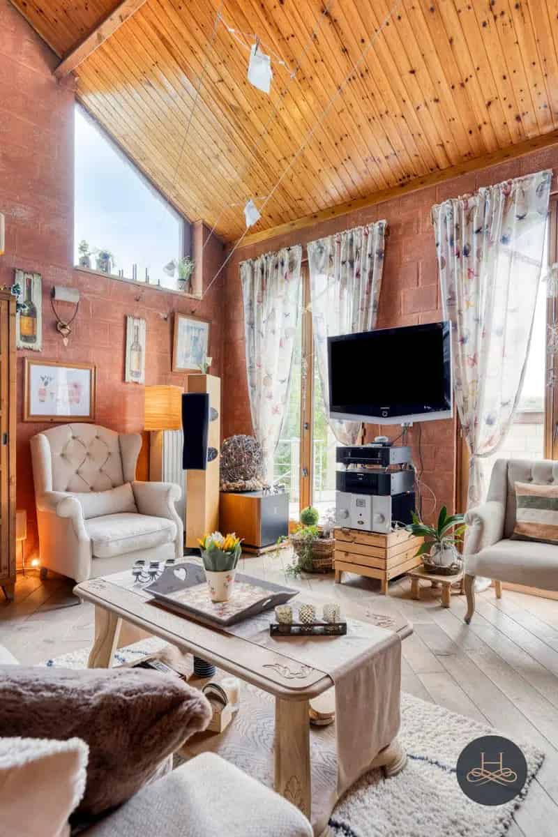 Uitstekend gelegen villa met prachtig vergezicht