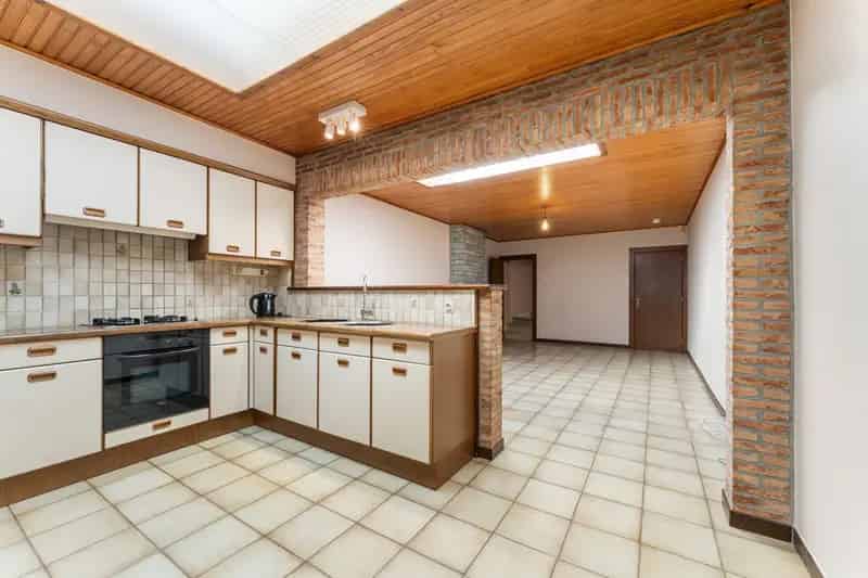 Centraal gelegen verzorgde rijwoning op 140 m² met stadstuin