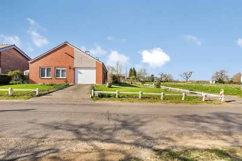 Goed gelegen bungalow te koop