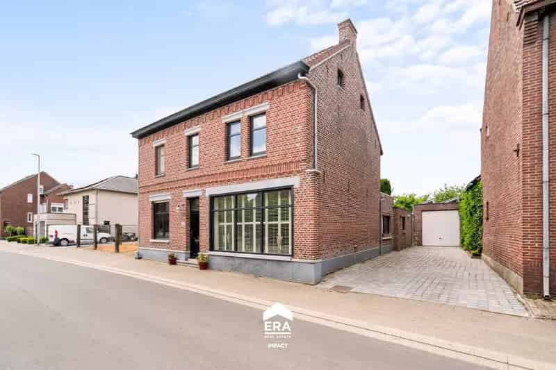 Huis te koop Leut 5 slaapkamers 295m2 Grote garage