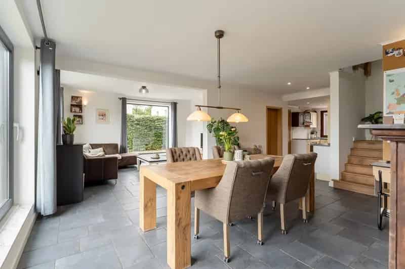 Gerenoveerde woning met 3slpk en EPC B