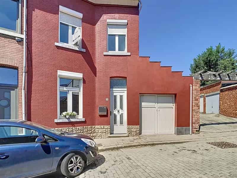 Geronoveerde woning, 3 slpks (+2) , terras, tuin, 4a 85ca