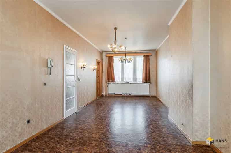 Bel-etage woning te moderniseren 175m2 4 slaapkamers Deurne